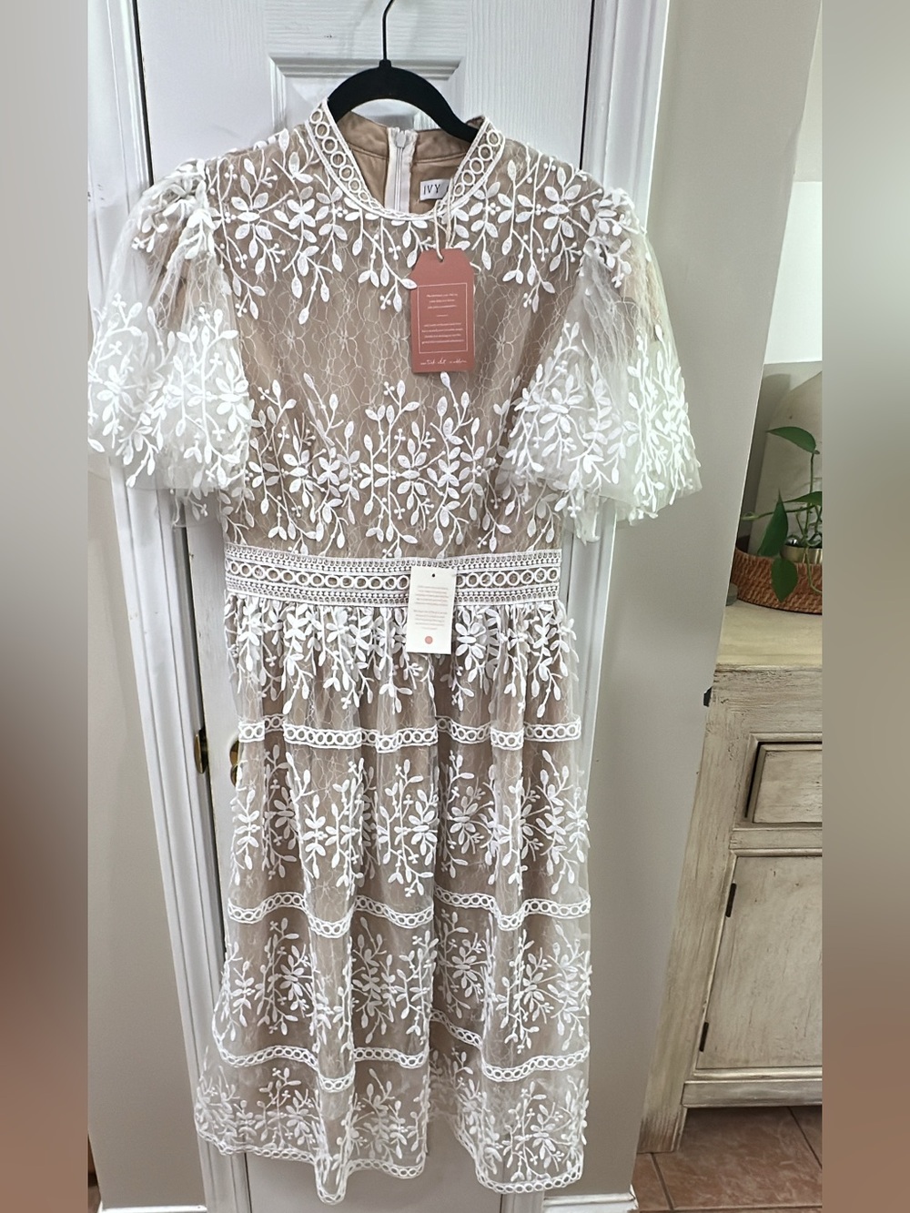 Ivy City NWT Sicily dress Embroidered Tulle Sicily Dress 3 Layers. (Mix40)